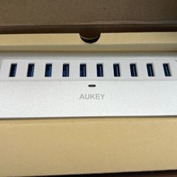 Aukey USB 3.0 10-port Hub