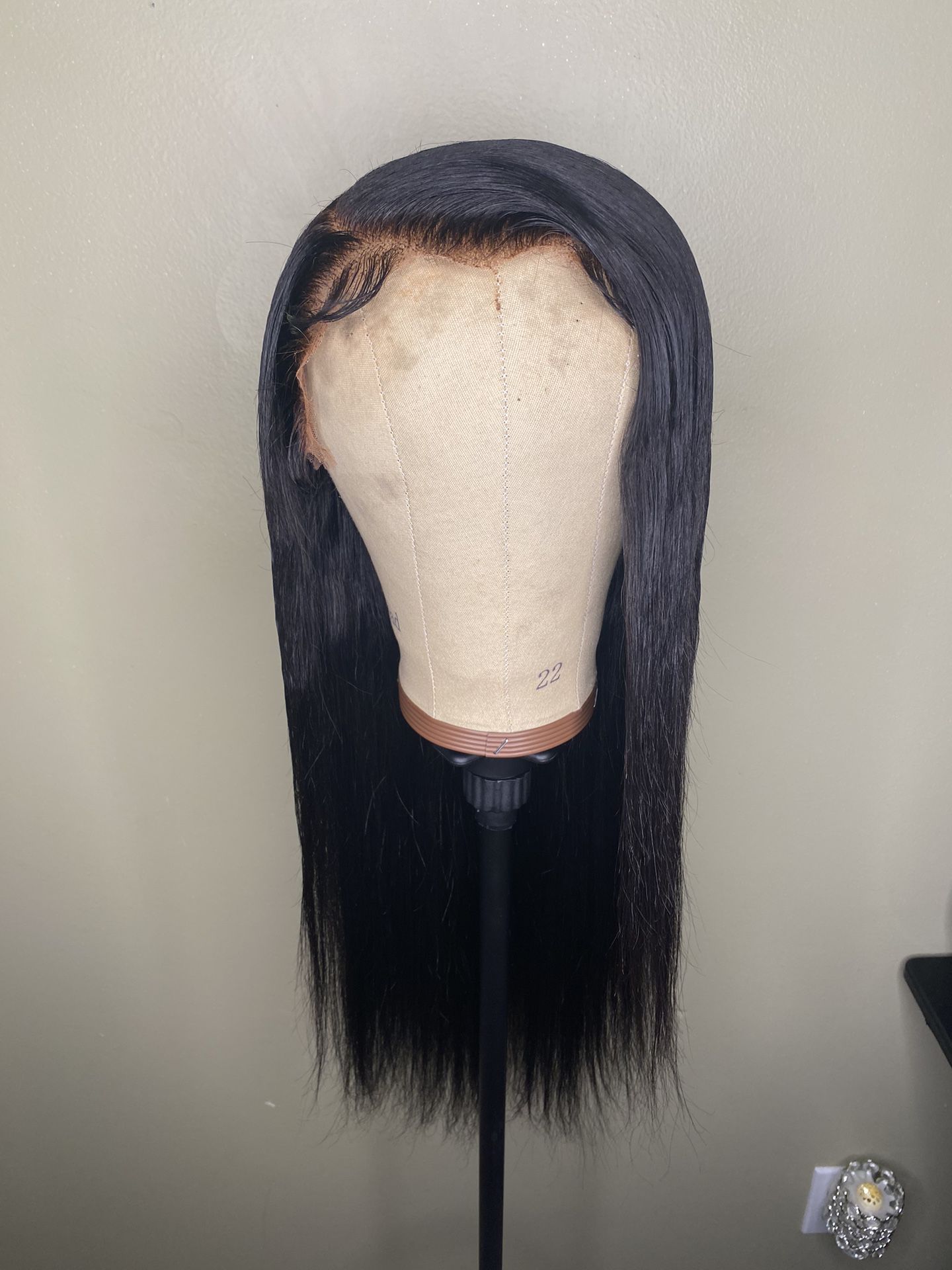 22” Straight Frontal Lace Wig