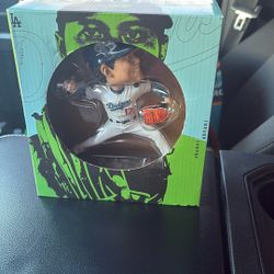 Shohei Pitching Bobble head 