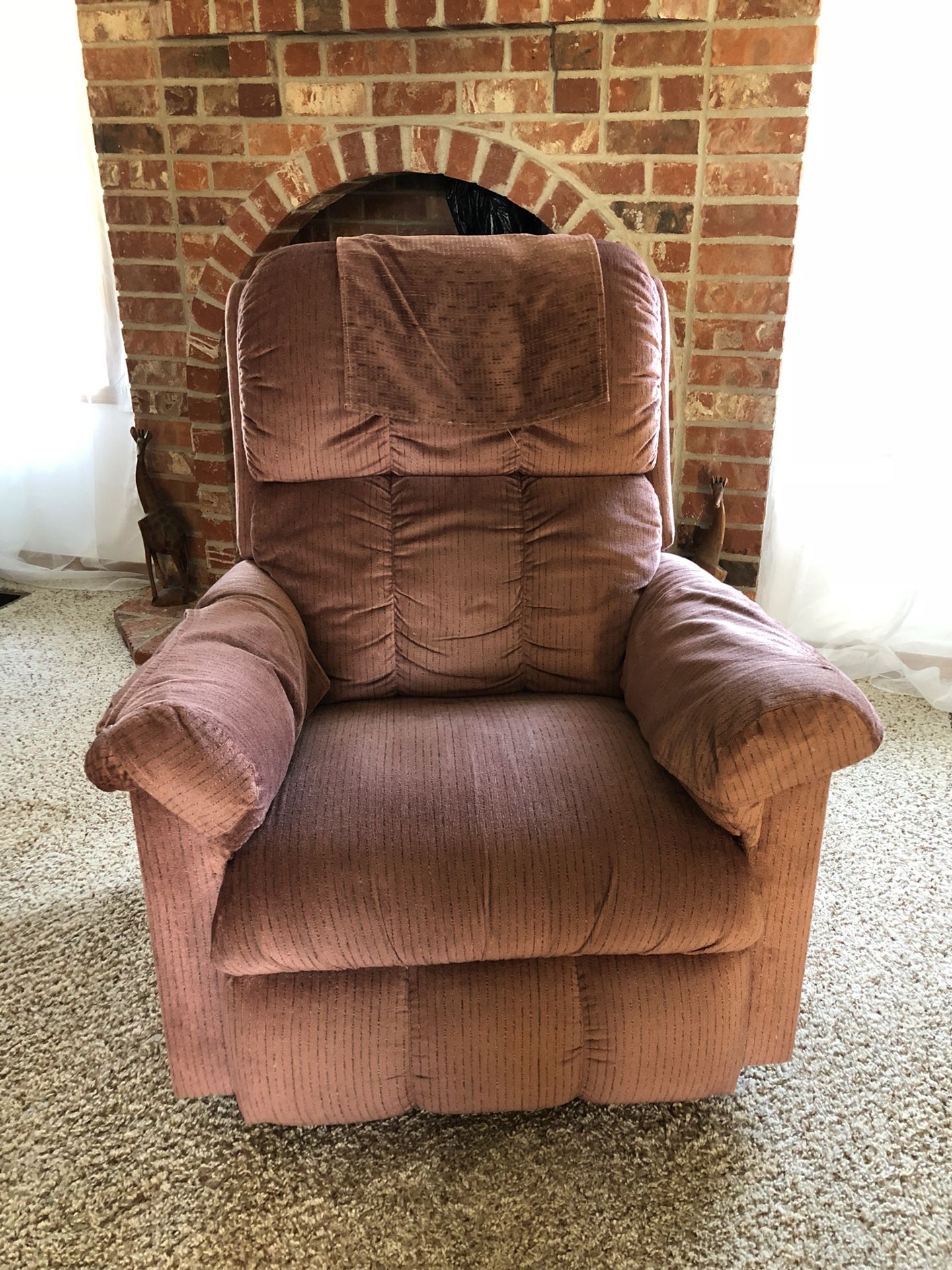 Plush recliner for Sale in Vancouver, WA OfferUp