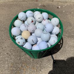 100 Golf Balls 