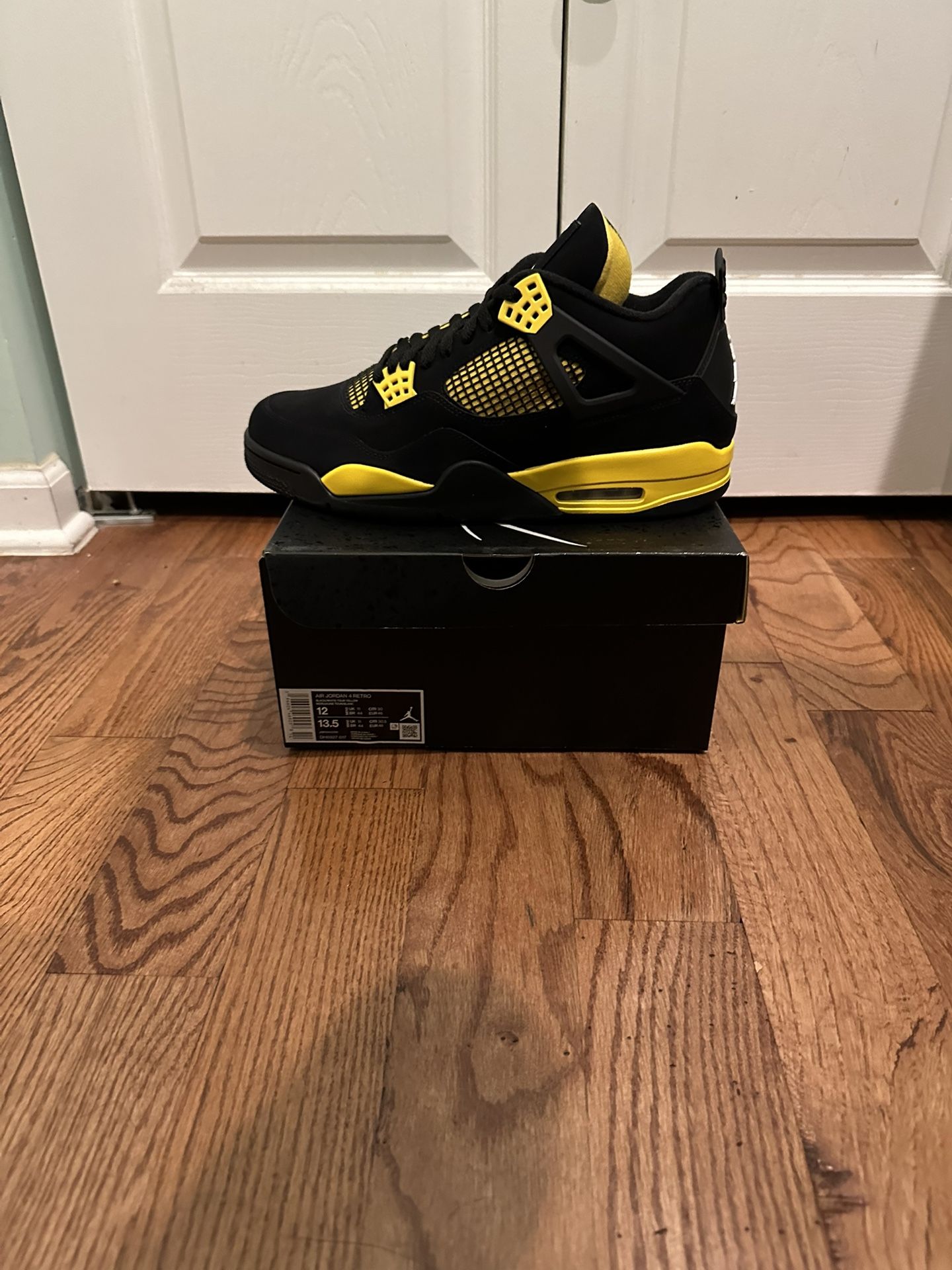 Jordan 4 Thunder Size 12m