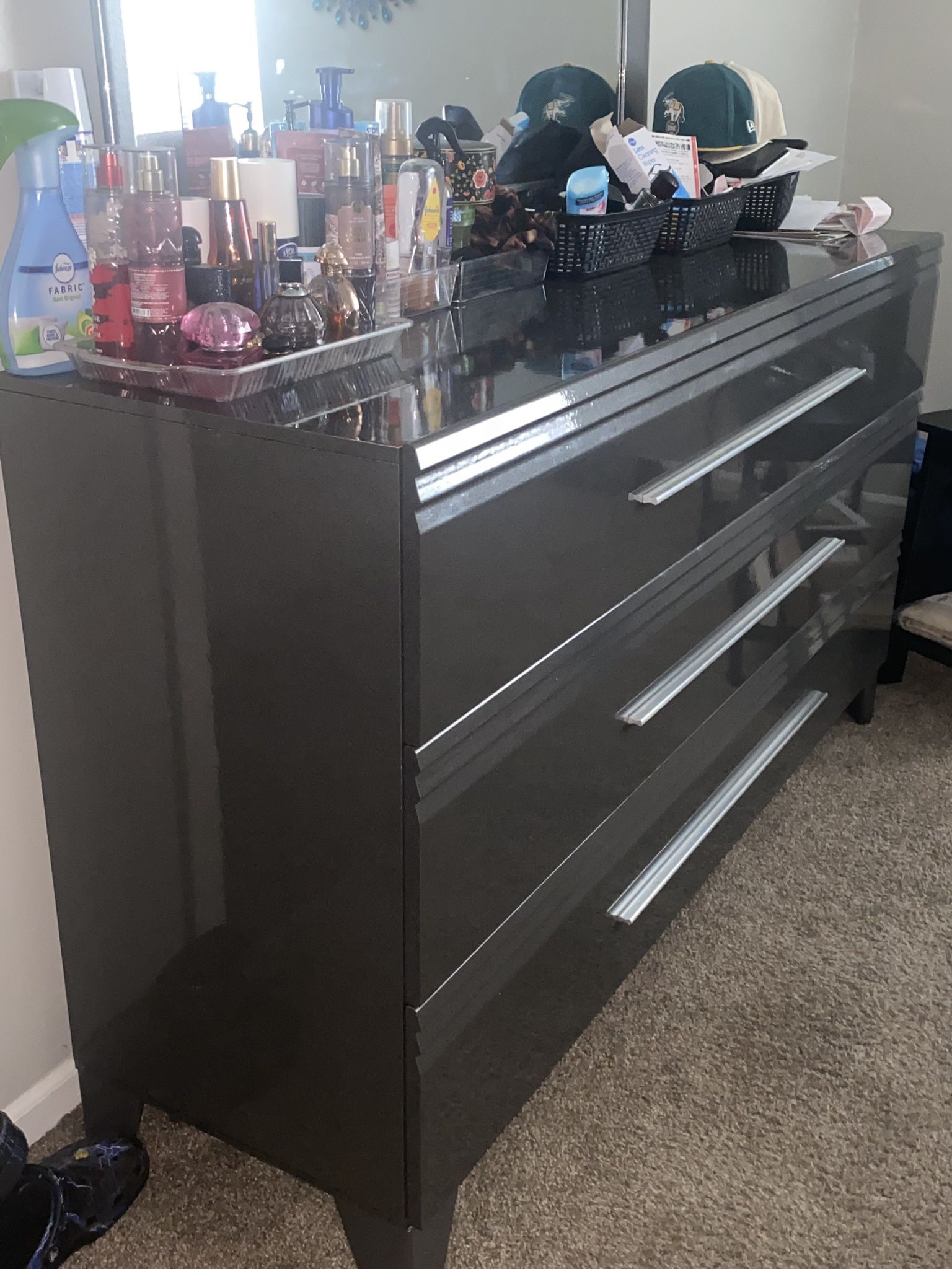 Grey dresser Set