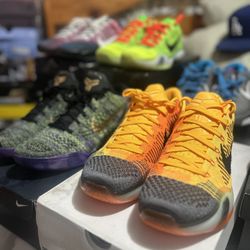 KOBE SZ 11 DS NEW RARE LOT OF 7