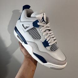 Brand New Jordan 4 Retro “Military Blue”(2024)