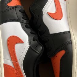 Jordan 1 Low