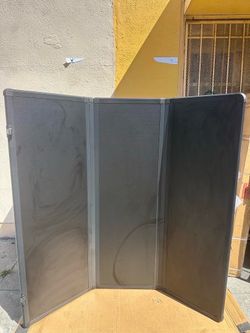 Chevy Silverado 5.8ft Bed Size Chipped Trifold Hardtop Cover
