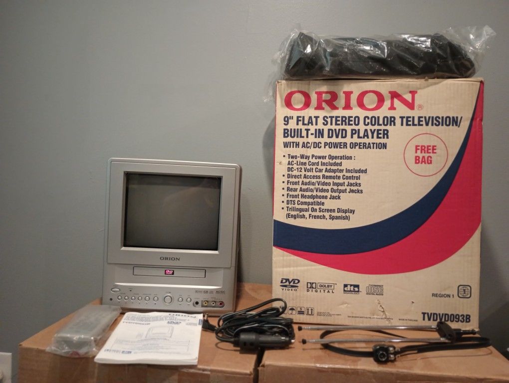 Orion TV/DVD Portable Gaming Camping Travel bag Box