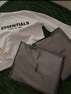 Light oak essential hoodie