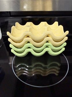 Ceramic Wavy Egg Holder Trays Set