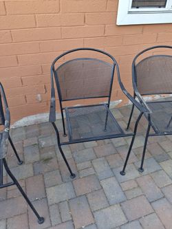 3 sillas de patio