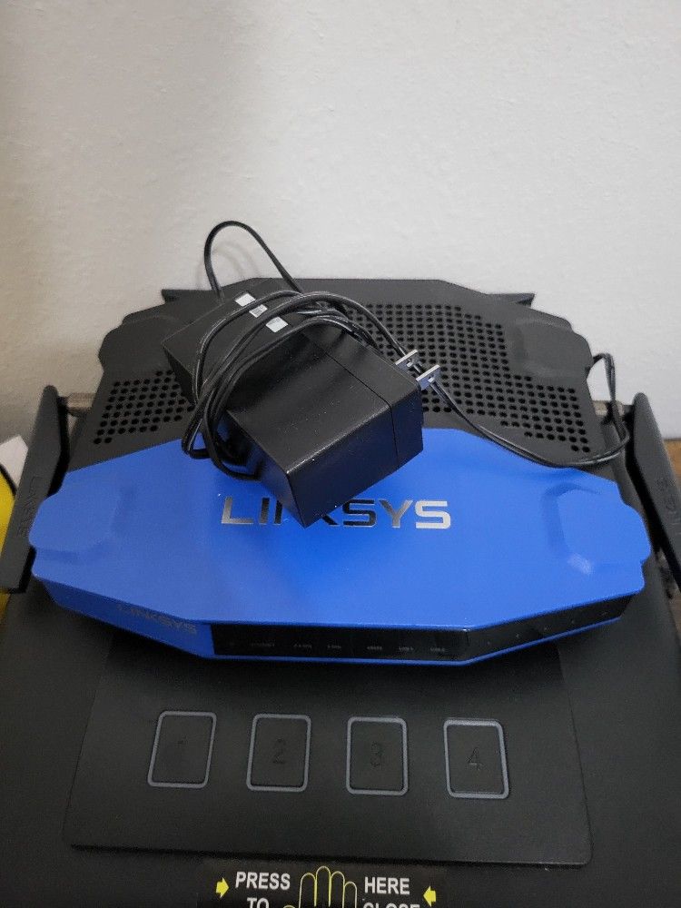 Linksys Router wrt 1900 acs v2