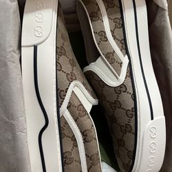 GUCCI TENNIS SHOES