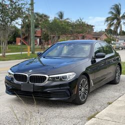2020 BMW 530i