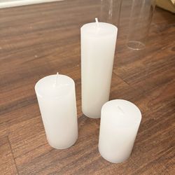 Pillar Candles, Floating Candles, And Tea Lights