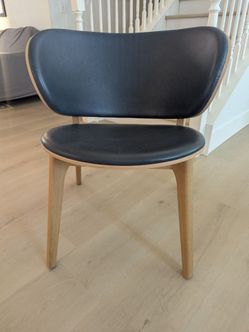 Lounge /dining chair