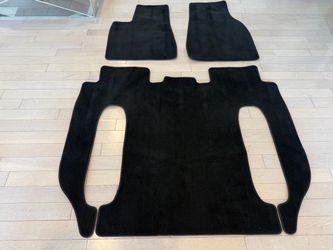 OEM Tesla Model X Carpet Floor Mats – Complete Set – Never Used –