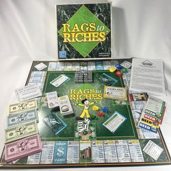 RAGS TO RICHES 2003 BOARD GAME College Hill Games
