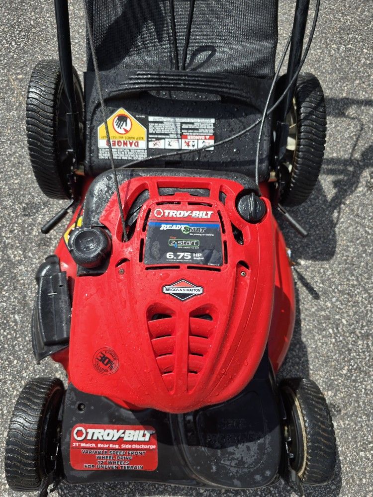 Troy Bilt 21" 6.75HP 190cc Briggs & Stratton self propelled lawnmower