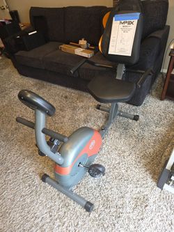 Marcy magnetic resistance recumbent bike like new