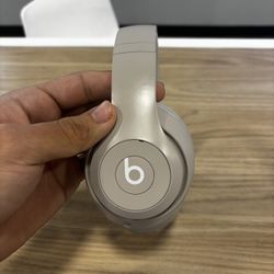 Beats Studio Pro Bluetooth Wireless
