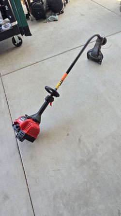 Troy -bilt 16" 2-cycle curved shaft gas string trimmer