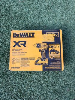 DEWALT XR 20V 1/2" Drill Driver Kit DCD801QQ2