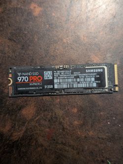 Samsung 512 GB NVMe M.2
