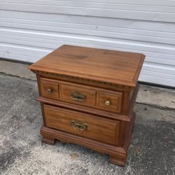 Quality Sumter 2 Drawer Night Stand or End Table