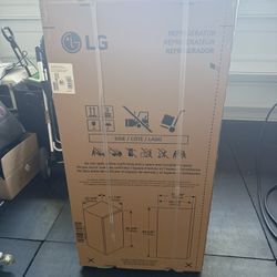LG Mini Fridge 