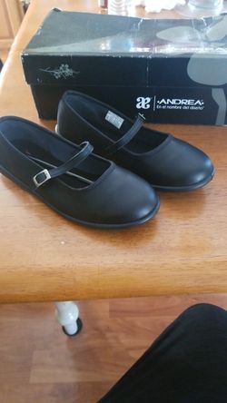 Zapatos Adrea para niña size 2 1/2