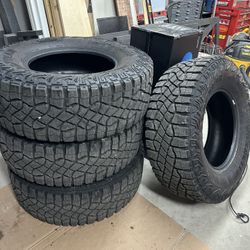 35” Goodyear Wrangler MT’s - 305/70R18