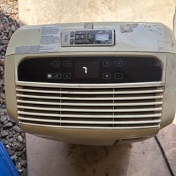 Portable air conditioner