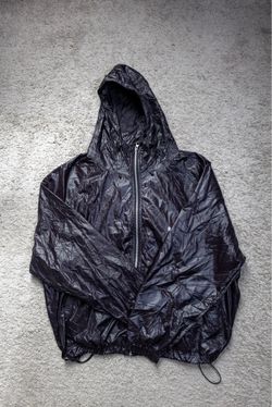 Black Raspberry 400 Series windbreaker jacket with crinkled texture #windbreaker #outdoor
