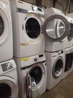 Samsung front load washer and electric dryer set in excellent conditions with 4 months warranty