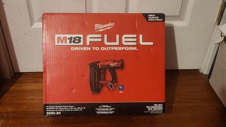 Milwaukee M18 16GA Straight Finish Nailer