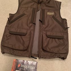 Frogg  Togg fishing vest, hunting vest Size Small