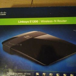 Router New In Box! Linksays E1200 