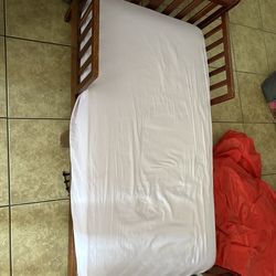 Toddler bed with mattress