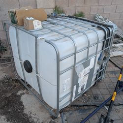 275 Gallon Water Tank, Free