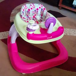 Safety 1dt Ready, Set, Walk! 2.0 Developmental Walker Dottie2