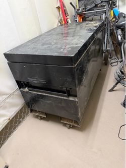 Rigid job box