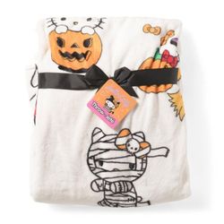 Hello kitty Halloween throw