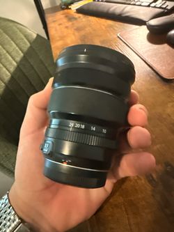 Fujifilm XF 10-24mm F/4 Lens