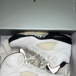 Jordan 5 Reverse metallic