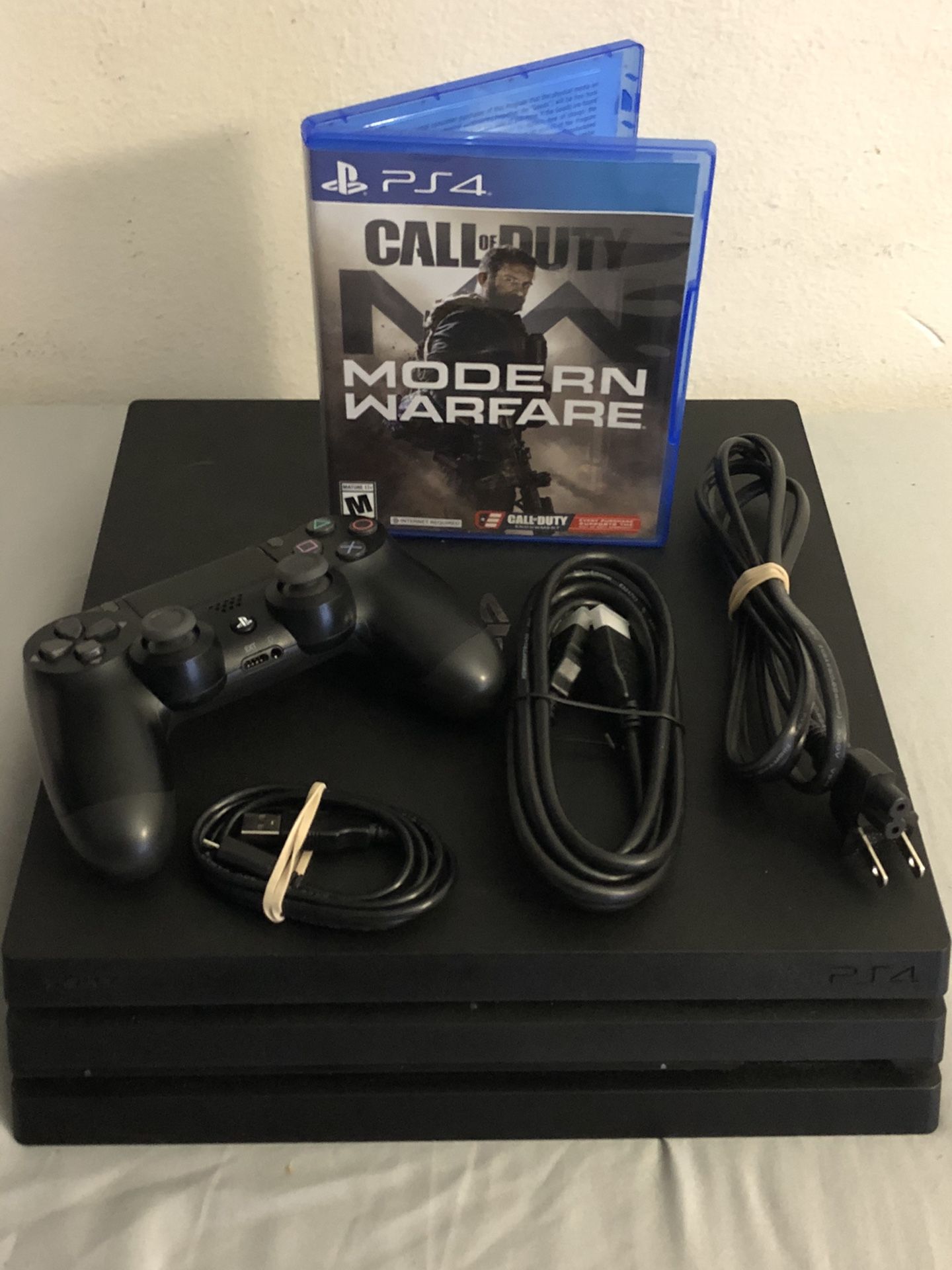 Sony PlayStation PS4 Pro 1TB with Call of Duty Modern Warfare