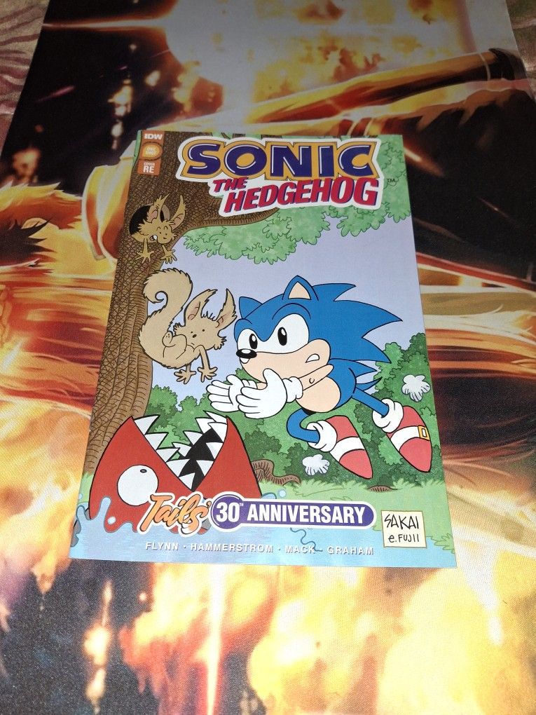 SONIC THE HEDGEHOG TAILS 30TH ANNIVERSARY SAKAI LIMITED COVER DESIGN COMICS...SMOKE FREE HOME...$30 OBO