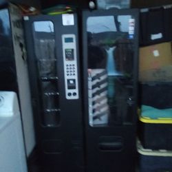Duel Vending Machine 