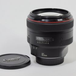Canon EF 85mm f/1.2L USM Prime Lens - Bokeh King!