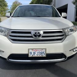 2012 TOYOTA HIGHLANDER LIMITED 